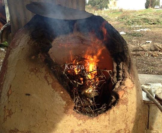 خبز التنور في الكورة مشهد فريد تفوح منه رائحة الماضي البعيد